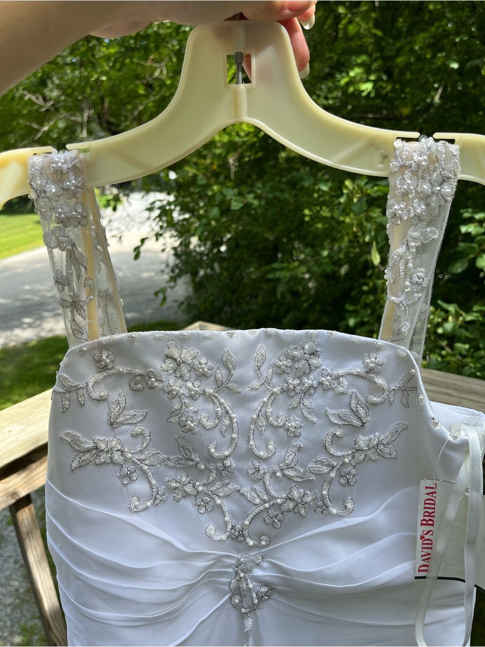 David's Bridal White Floral Lace Bodice Girls Formal Dress - Picture 2 of 6